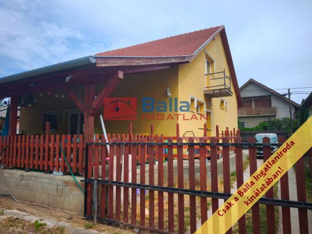 Eladó 185 m²-es Maglód, Martinovics tér környéke: 129'900'000 Ft