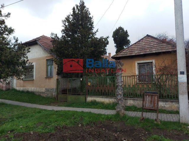 Eladó 90 m²-es családi ház Márianosztra, Kossuth út: 16'000'000 Ft