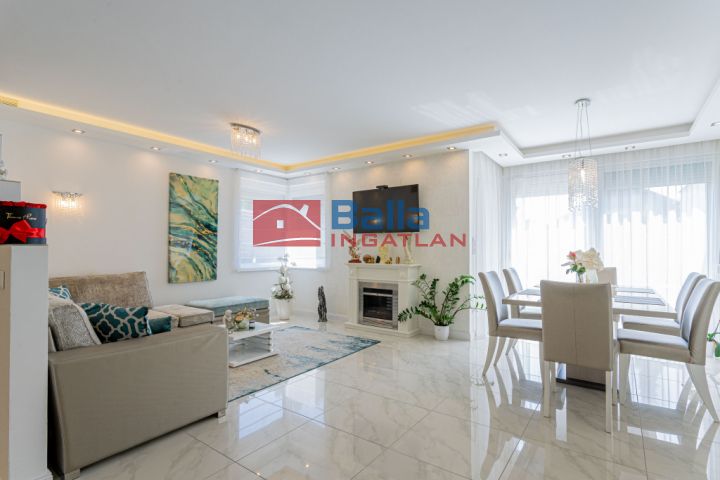 Eladó 182 m²-es ikerház Mogyoród, Fóti út: 188'000'000 Ft