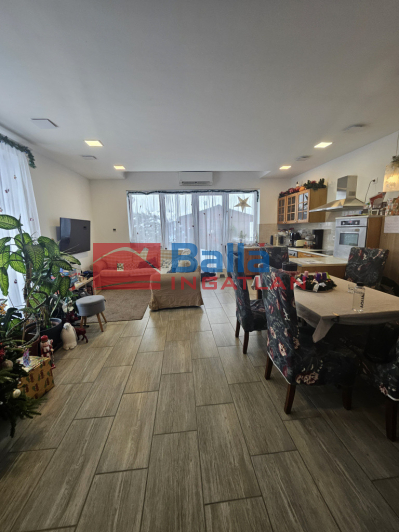 Eladó 168 m²-es Mogyoród, Nagyhomoki  közeli utca: 156'500'000 Ft