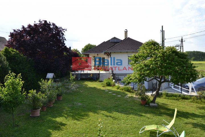 Eladó 320 m²-es Ócsa, Kétgenerációs ház: 149'990'000 Ft