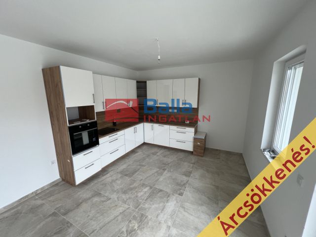 Eladó 87 m²-es Őrbottyán, Petőfi utca: 87'900'000 Ft