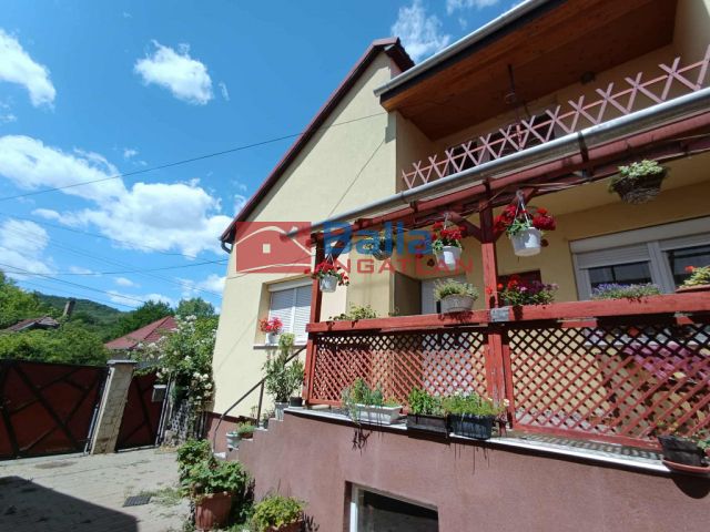 Eladó 200 m²-es családi ház Ózd, Pázmány út: 25'000'000 Ft