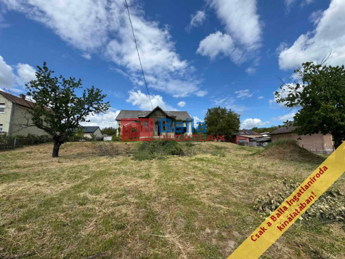 Eladó 200 m²-es Pécel, Erzsébet sétány: 154'000'000 Ft