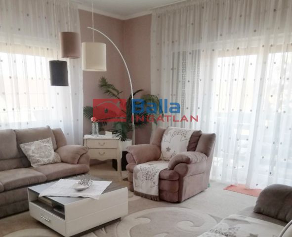 Eladó 210 m²-es Pécel, Városközpont közeli utca: 139'000'000 Ft