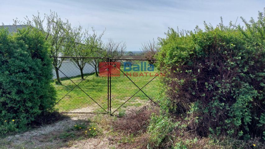 Eladó 694 m²-es Siófok, Szabadifürdő: 41'000'000 Ft