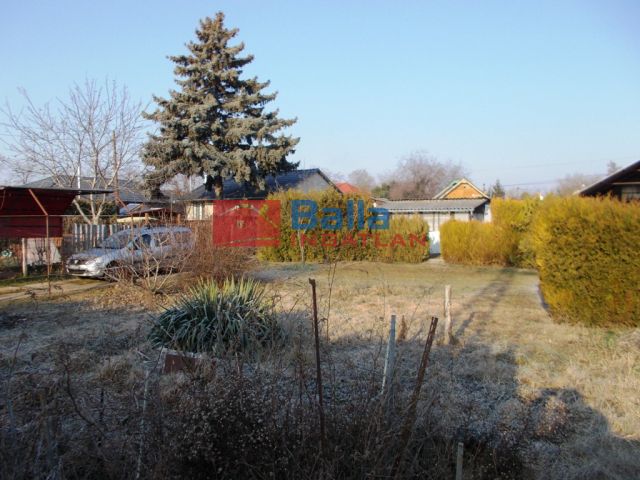 Eladó 1080 m²-es Szigetszentmiklós, Boglya utca: 33'000'000 Ft