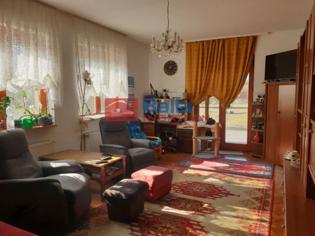 Eladó 200 m²-es Szigetszentmiklós, Kertvárosban: 159'000'000 Ft