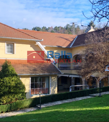 Eladó 408 m²-es egyéb vendéglátó egység Tamási, Panzió utca: 203'900'000 Ft