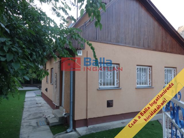 Eladó 55 m²-es Tiszakécske, Fürdő utca: 42'500'000 Ft