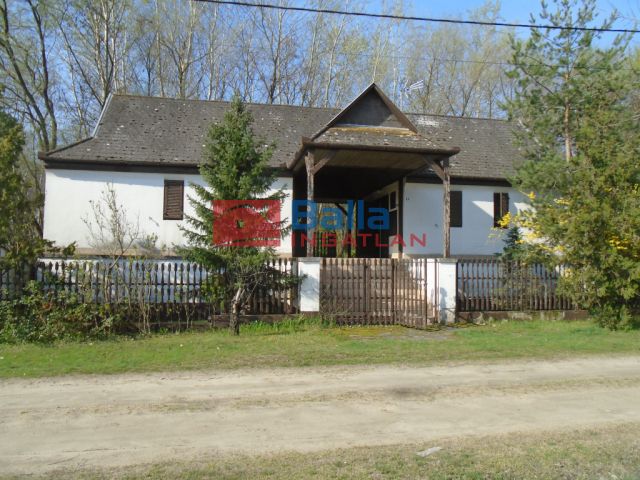 Eladó 76 m²-es Tiszakécske (Kerekdomb), Sellő utca: 33'000'000 Ft