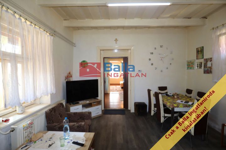 Eladó 98 m²-es Üllő, Üllő, központhoz közeli utca: 58'900'000 Ft