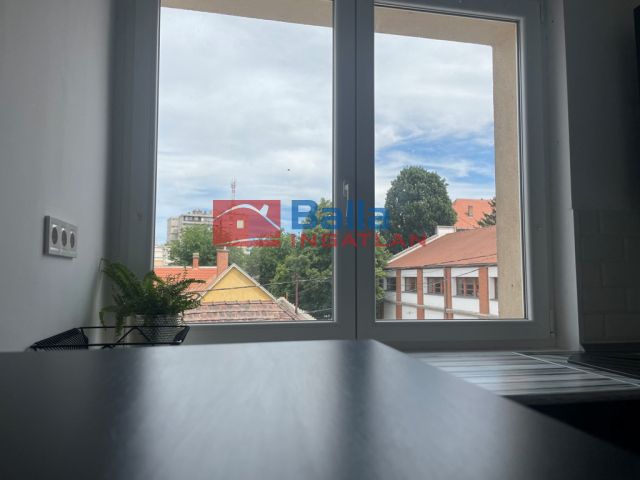 Eladó 88 m²-es Vác, Cházár András utca: 97'242'000 Ft