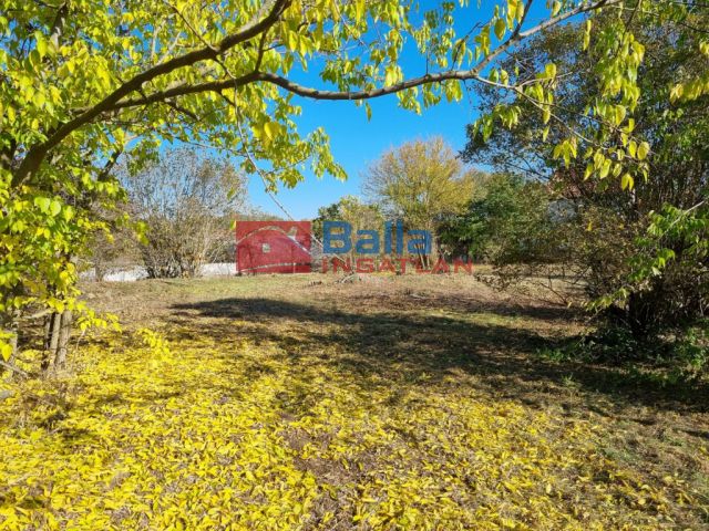 Eladó 1102 m²-es Vác, Csatamező út: 16'900'000 Ft