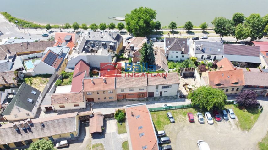 Eladó 129 m²-es Vác, Dunapart közeli: 149'999'000 Ft