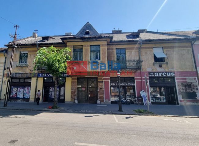 Eladó 51 m²-es társasházi lakás Vác, Köztársaság út: 41'900'000 Ft