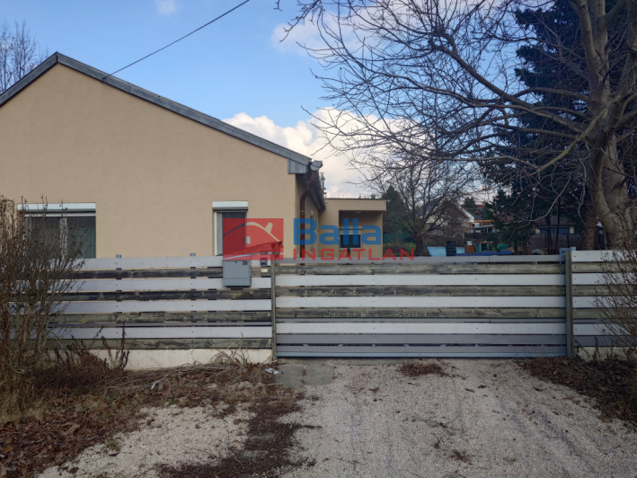 Eladó 124 m²-es Velence, Rákóczi utca: 94'900'000 Ft