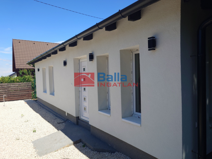 Eladó 170 m²-es Velence (Velence), xv utca: 92'000'000 Ft