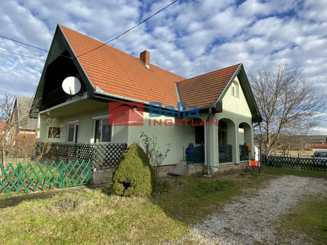 Eladó 140 m²-es Zalacsány, Csendes utca: 69'900'000 Ft