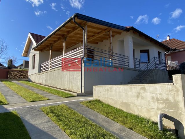 Eladó 109 m²-es Zalacsány, Zalacsány Rózsadombja: 185'000'000 Ft