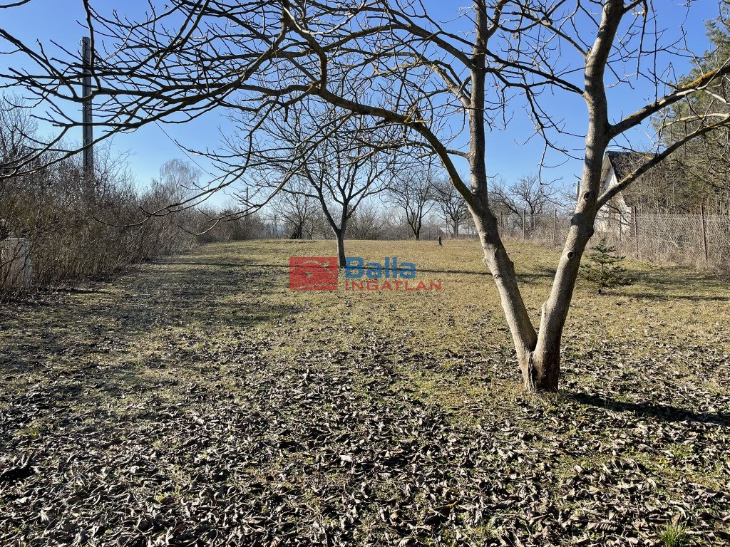 Eladó 1520 m²-estelek Balatonfőkajár, Üdülőövezet: 21'900'000 Ft