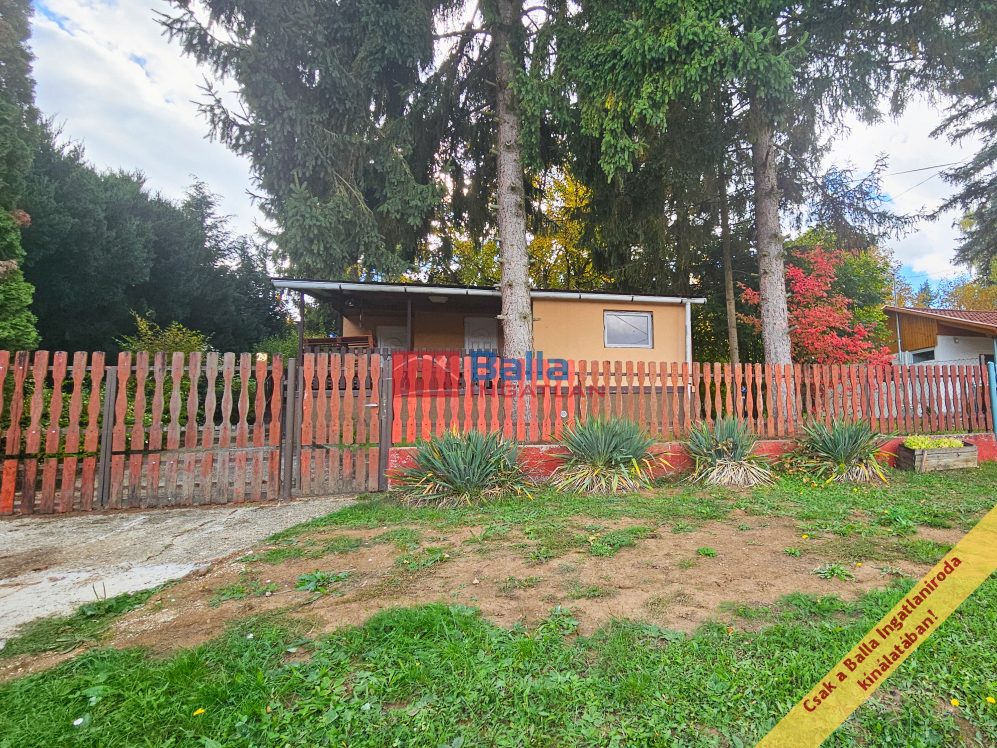 Eladó 40 m²-esüdülő Bánk, Juhász Gyula utca: 35'900'000 Ft