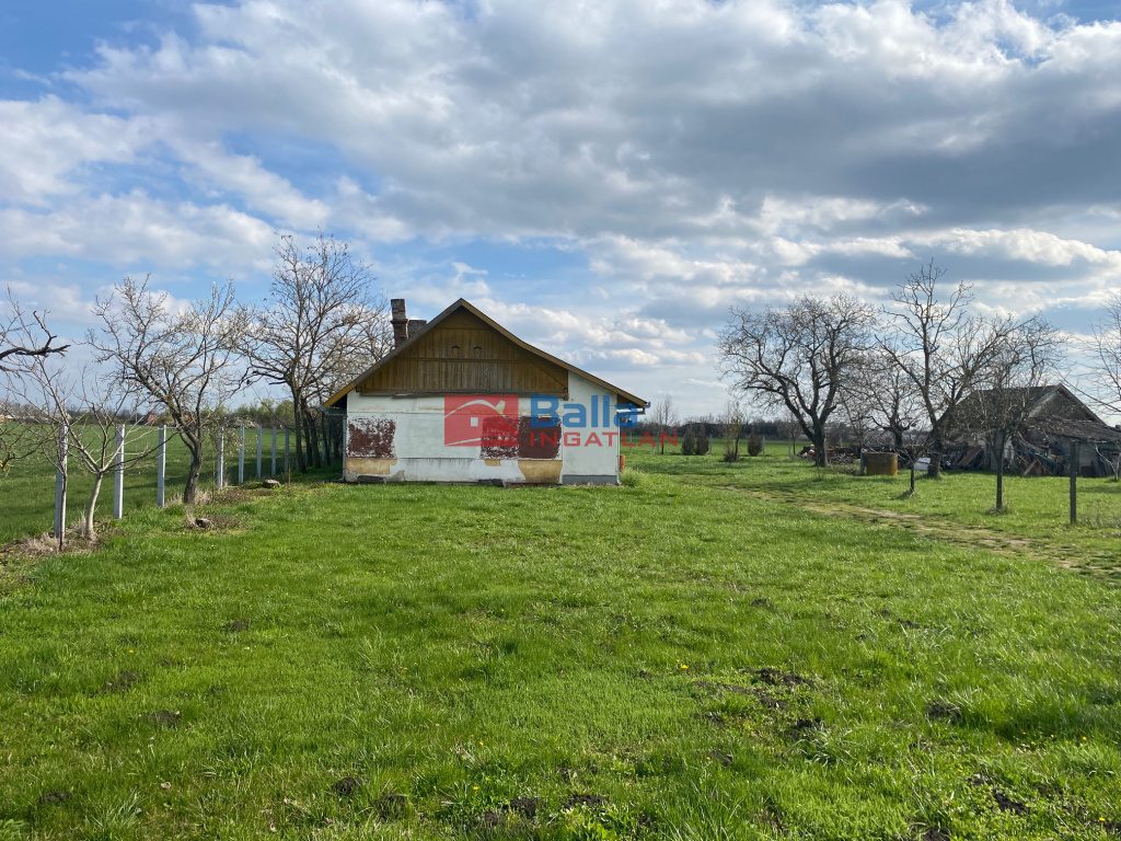 Eladó 120 m²-escsaládi ház Békéscsaba, Réti utca: 33'000'000 Ft