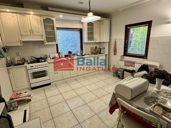 Eladó 115 m²-escsaládi ház II. kerület (Adyliget II/A.) , Nagykovácsi utca: 169'000'000 Ft