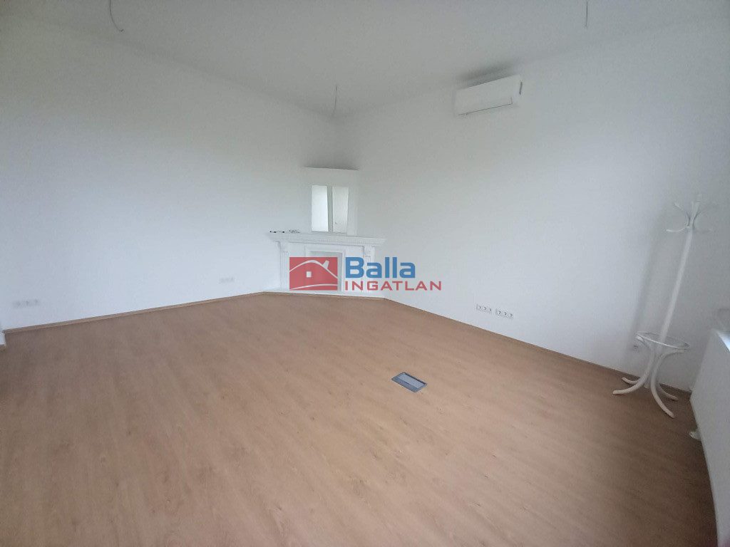 Kiadó 82 m²-eslakásban kialakított iroda II. kerület (Országút) , Szilágyi Erzsébet fasor: 500'000 Ft