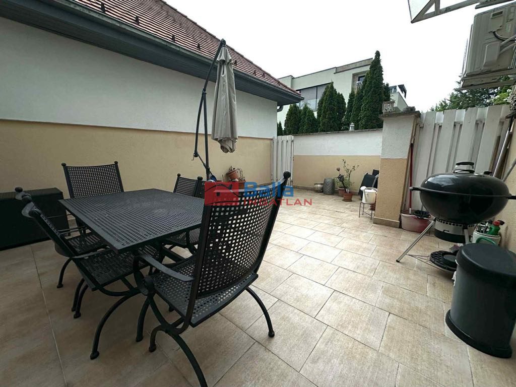 Eladó 172 m²-escsaládi ház II. kerület (Remetekertváros II/A.) , Honfoglalás utca: 259'900'000 Ft