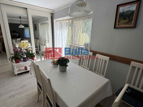 Eladó 148 m²-escsaládi ház II. kerület (Széphalom II/A.) , Aszú utca: 184'990'000 Ft