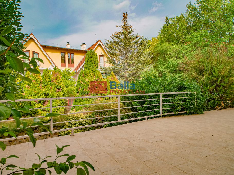 Eladó 122 m²-estársasházi lakás II. kerület (Széphalom II/A.) , Széphalom: 187'000'000 Ft