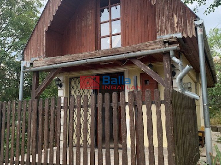 Eladó 46 m²-escsaládi ház III. Kerület (Békásmegyer-Rókahegy) , Óbor utca utca: 69'900'000 Ft