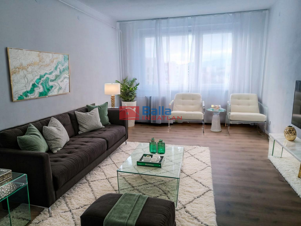 Eladó 56 m²-estársasházi lakás III. Kerület (Békásmegyeri ltp Duna felől) , Panorámás kilátás, Szilke utca: 66'000'000 Ft
