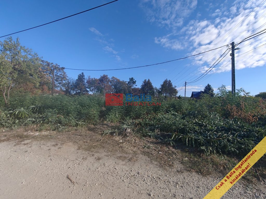 Eladó 1000 m²-estelek III. Kerület (Ürömhegy) , Ürömfű utca: 89'900'000 Ft