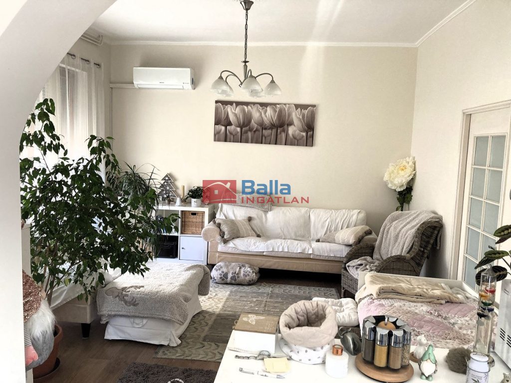 Eladó 204 m²-escsaládi ház IV. Kerület (Istvántelek) , Klára utca: 149'000'000 Ft