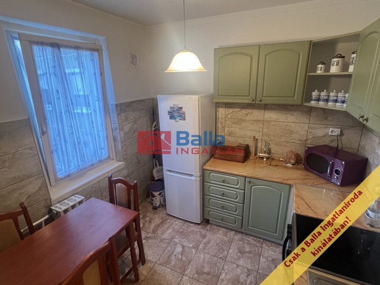 Eladó 36 m²-estársasházi lakás IV. Kerület (Káposztásmegyer I.) , Kordován tér: 54'000'000 Ft
