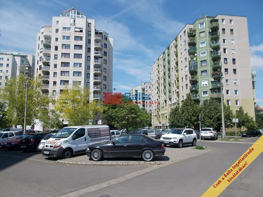 Eladó 36 m²-estársasházi lakás IV. Kerület (Káposztásmegyer I.) , Kordován tér: 54'000'000 Ft