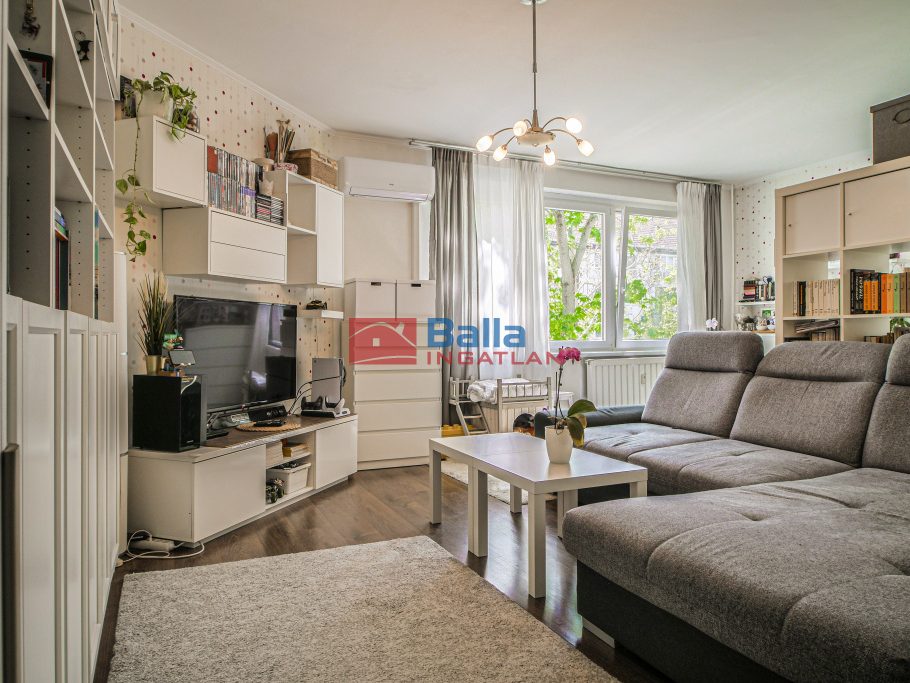 Eladó 61 m²-estársasházi lakás IV. Kerület (Káposztásmegyer I.) , Ügető utca: 80'000'000 Ft