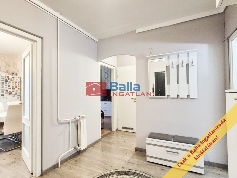 Eladó 54 m²-estársasházi lakás IV. Kerület (Káposztásmegyer II.) , Megyeri út 204 utca: 75'000'000 Ft