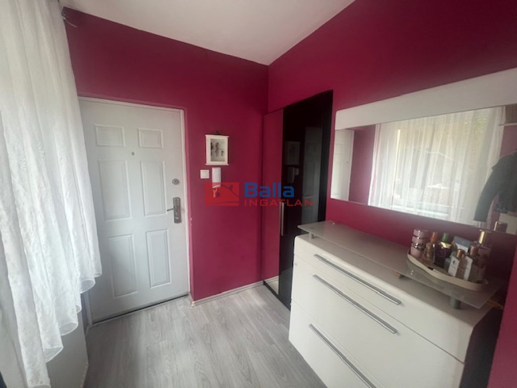 Eladó 43 m²-estársasházi lakás IV. Kerület (Újpest) , Baross utca: 65'600'000 Ft