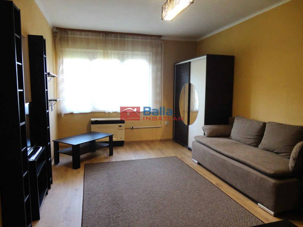 Kiadó 43 m²-estársasházi lakás IV. Kerület (Újpest) , Baross utca: 200'000 Ft