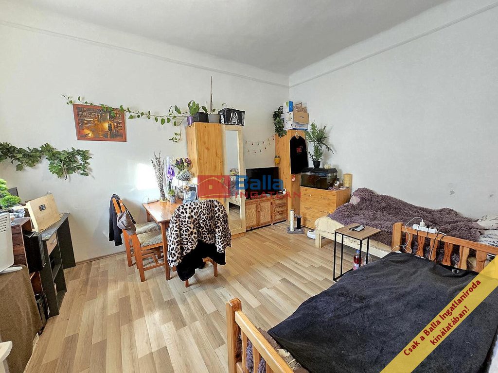 Eladó 28 m²-estársasházi lakás IV. Kerület (Újpest) , Berda József utca: 36'000'000 Ft