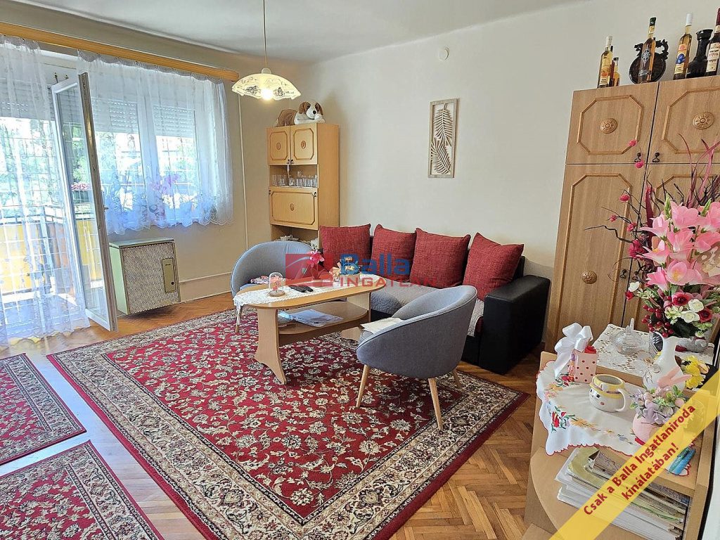 Eladó 50 m²-estársasházi lakás IV. Kerület (Újpest) , Szent László tér: 62'000'000 Ft
