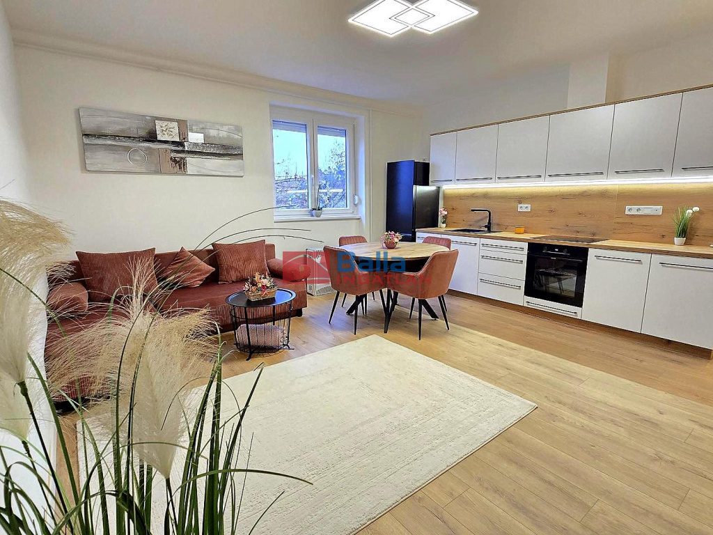 Eladó 75 m²-estársasházi lakás IV. Kerület (Újpest-kertváros) , Attila utca: 99'900'000 Ft