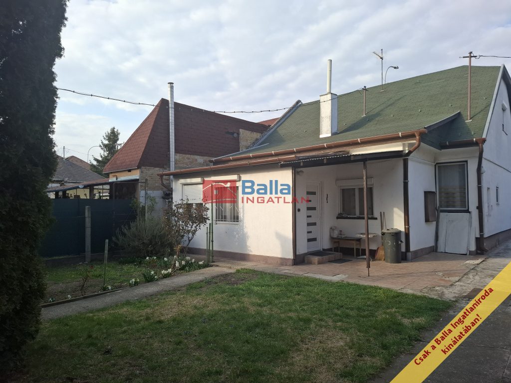 Eladó 140 m²-escsaládi ház IV. Kerület (Újpest-kertváros) , Fóti út: 119'900'000 Ft