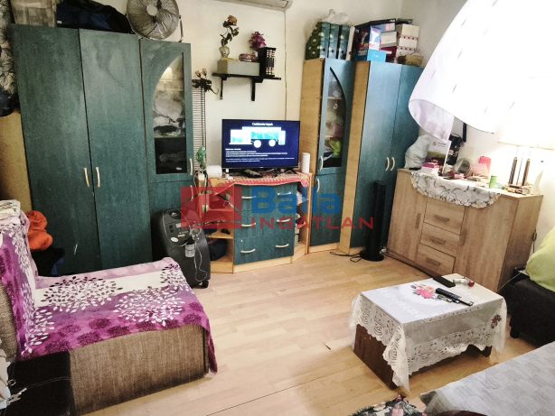 Eladó 24 m²-estársasházi lakás IV. Kerület (Újpest-kertváros) , Vasvári Pál utca: 23'900'000 Ft