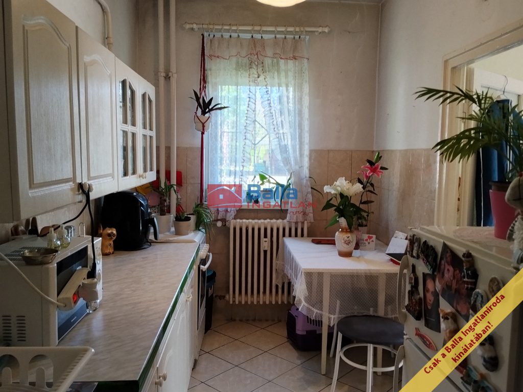 Eladó 55 m²-estársasházi lakás IX. Kerület (József Attila ltp.) , Ifjúmunkás utca: 69'500'000 Ft