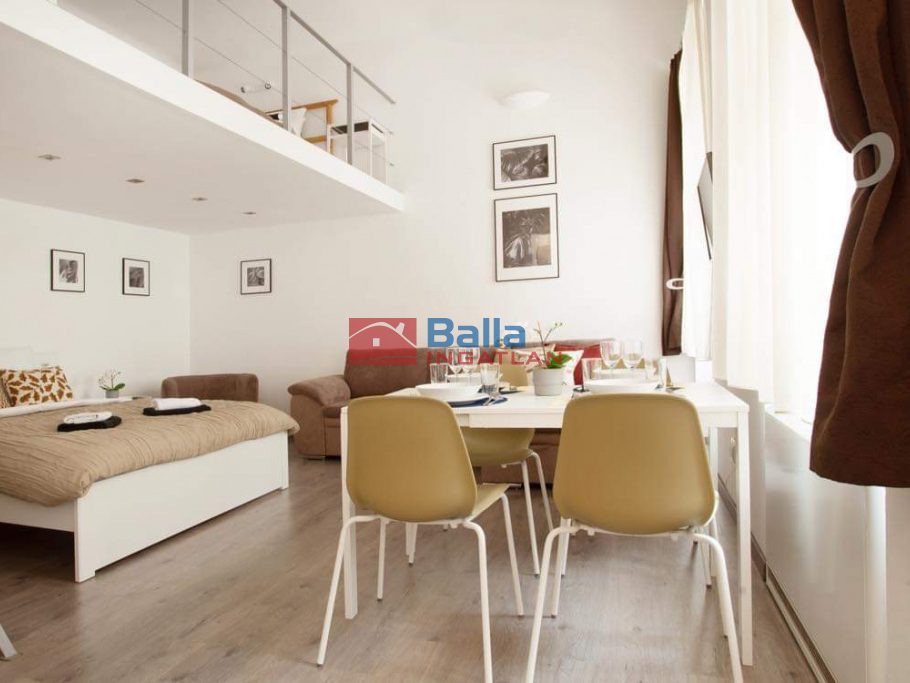 Eladó 39 m²-estársasházi lakás V. Kerület (Belváros) , Azonnal költözhető ingatlan a Bazilikánál!: 81'000'000 Ft