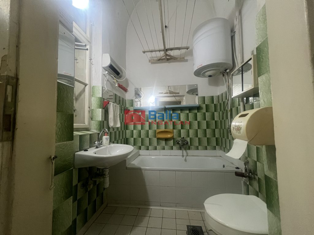 Eladó 49 m²-estársasházi lakás V. Kerület (Belváros) , Belgrád rakpart: 82'500'000 Ft